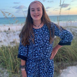 Meet your Posher, Ella